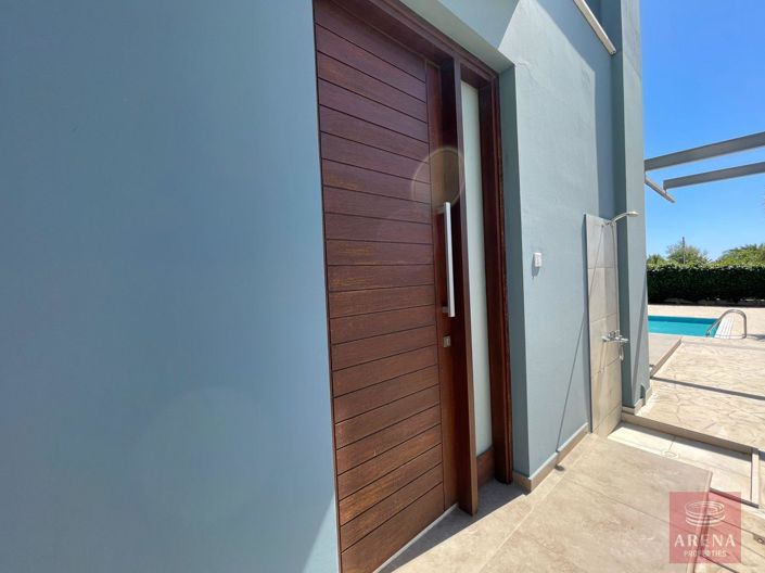 Image No.10-3 Bed Apartment for sale