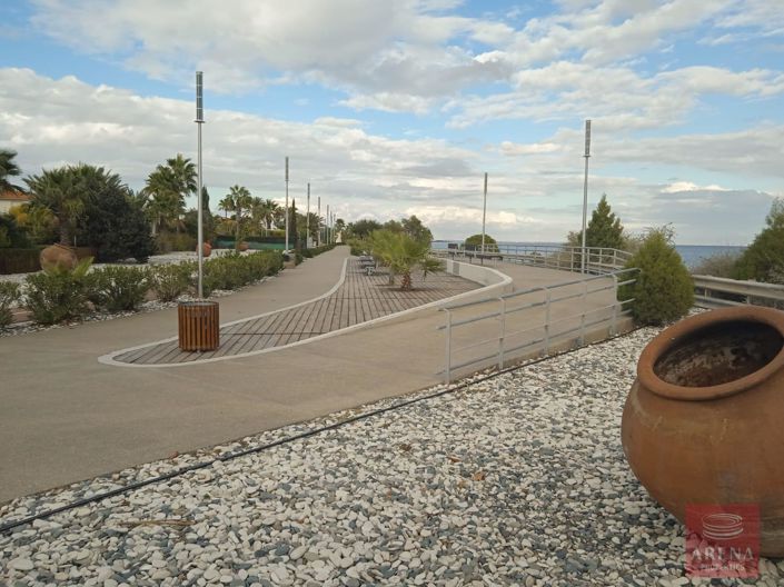 Image No.17-3 Bed Apartment for sale