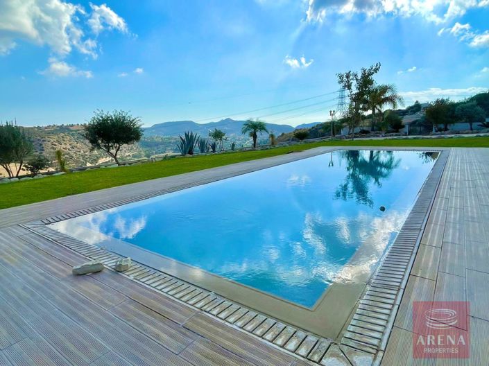 Image No.15-Bungalow de 4 chambres à vendre à Larnaca