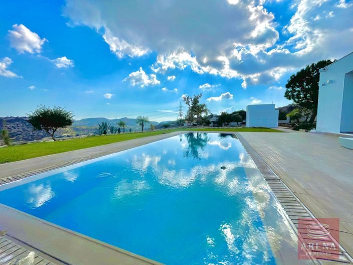 Image No.21-Bungalow de 4 chambres à vendre à Larnaca