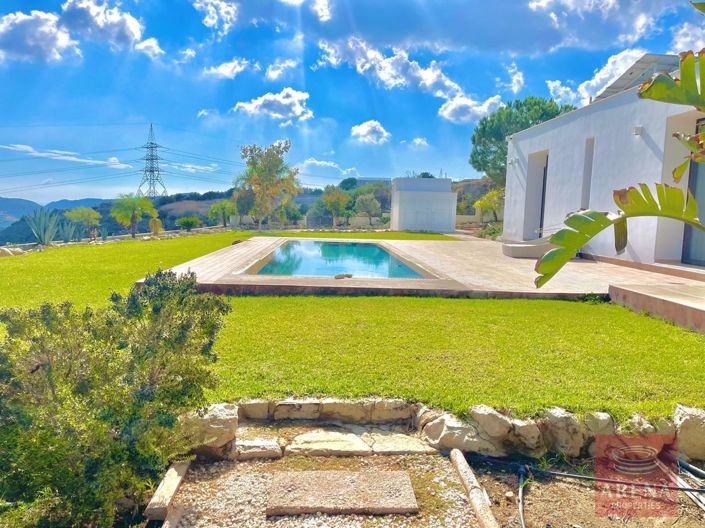 Image No.24-Bungalow de 4 chambres à vendre à Larnaca