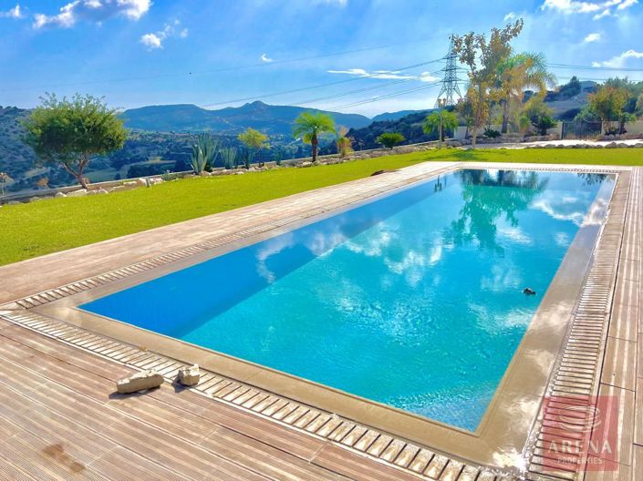 Image No.25-Bungalow de 4 chambres à vendre à Larnaca