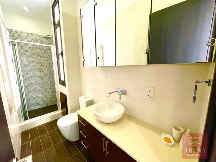 Image No.34-Bungalow de 4 chambres à vendre à Larnaca