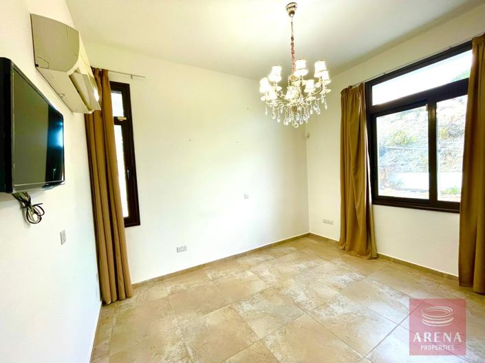 Image No.35-Bungalow de 4 chambres à vendre à Larnaca