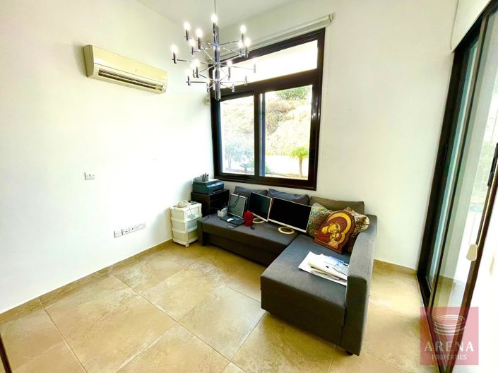 Image No.42-Bungalow de 4 chambres à vendre à Larnaca