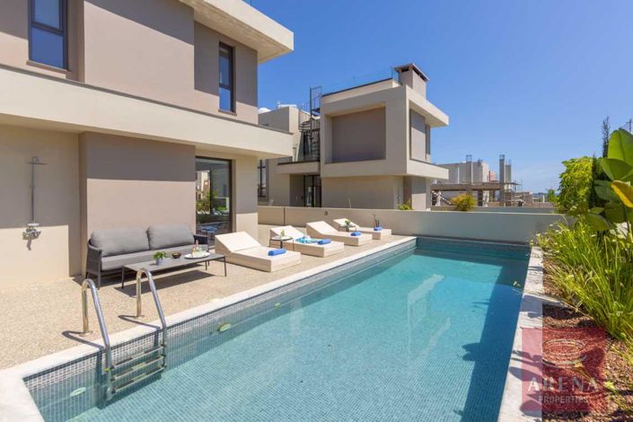 Image No.2-3 Bed Villa for sale