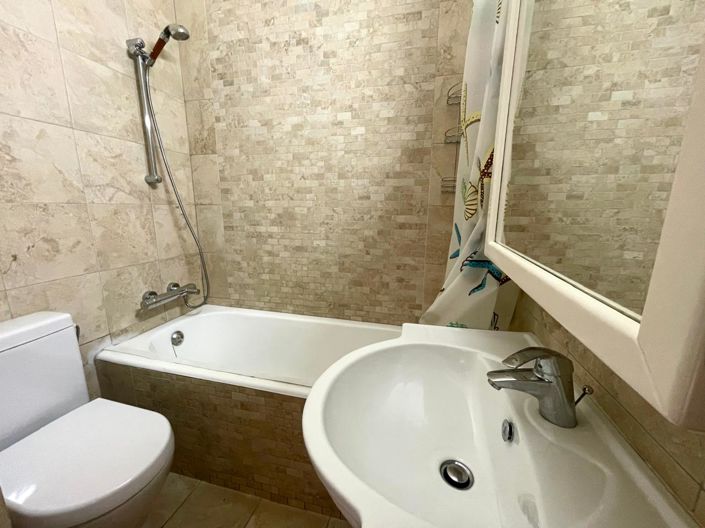 Image No.22-2 Bed Apartment for sale