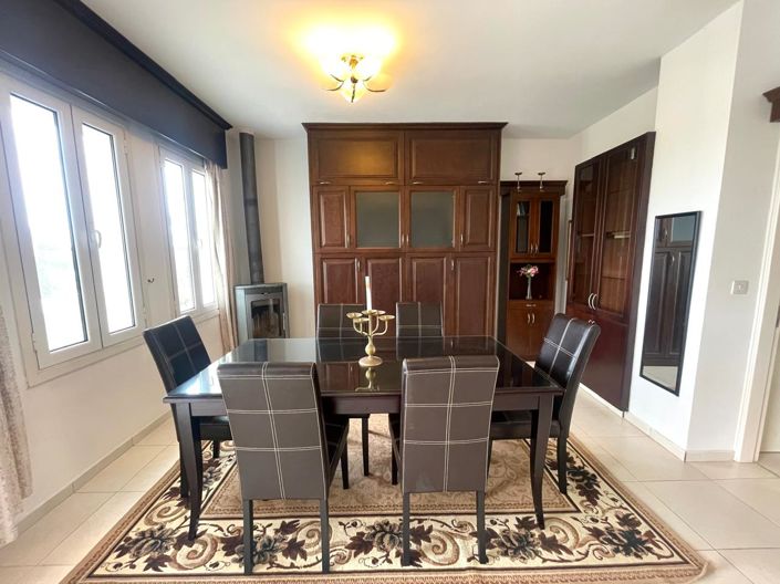 Image No.24-2 Bed Apartment for sale