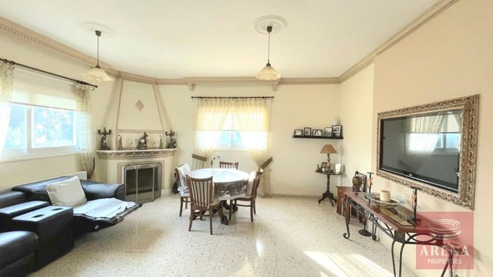 Image No.14-Villa de 5 chambres à vendre à Larnaca