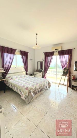 Image No.32-Villa de 5 chambres à vendre à Larnaca