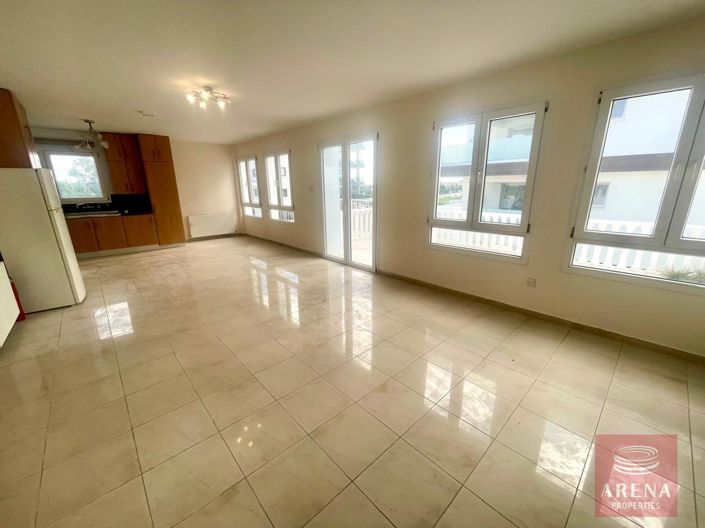 Image No.10-Villa de 5 chambres à vendre à Larnaca