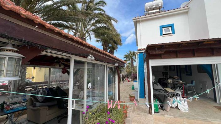 Image No.12-3 Bed Villa for sale