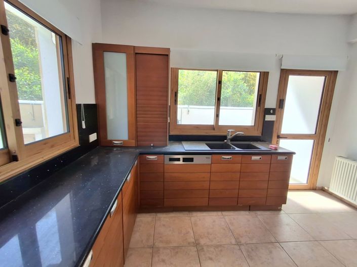 Image No.14-Villa de 5 chambres à vendre à Larnaca