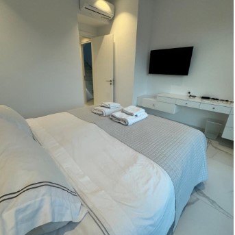 Image No.17-3 Bed Villa for sale