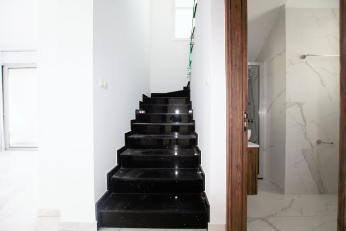 Image No.18-4 Bed Villa for sale