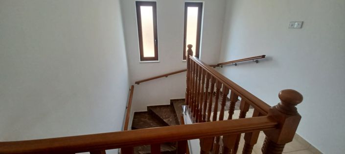 Image No.10-Villa de 4 chambres à vendre à Larnaca