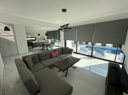 Image No.11-4 Bed Villa for sale