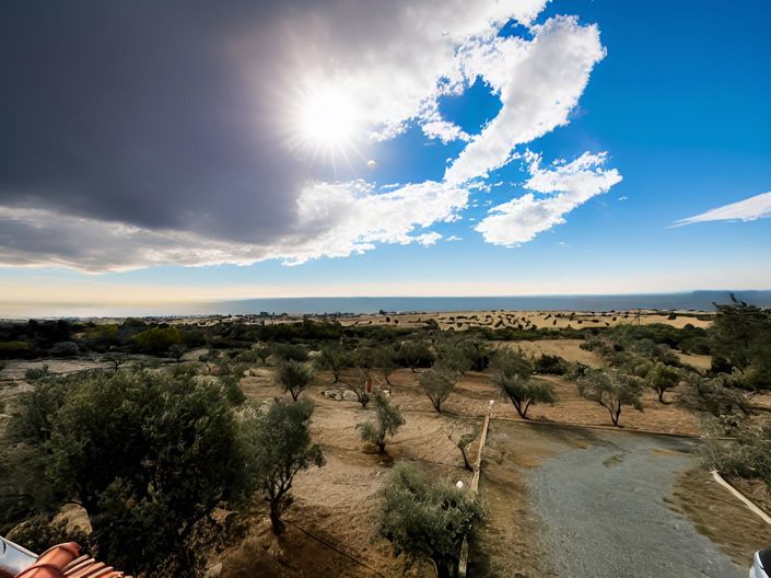 Image No.5-Villa de 4 chambres à vendre à Larnaca