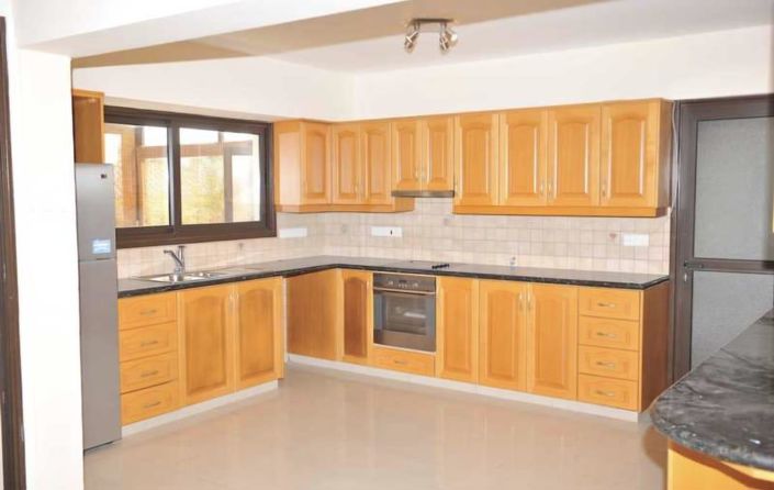 Image No.14-Villa de 4 chambres à vendre à Larnaca