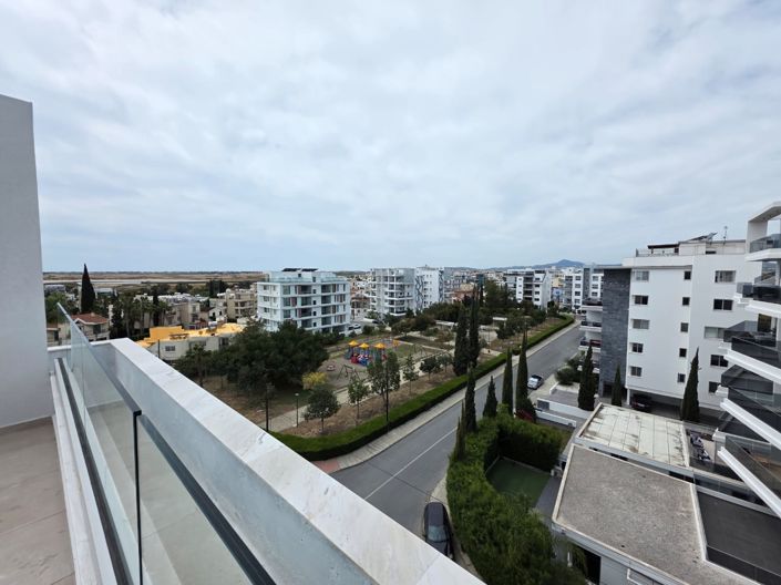 Image No.12-2 Bed Apartment for sale