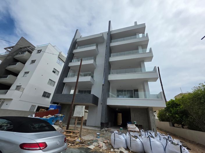 Image No.20-2 Bed Apartment for sale