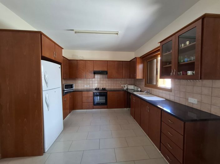 Image No.13-Villa de 4 chambres à vendre à Larnaca