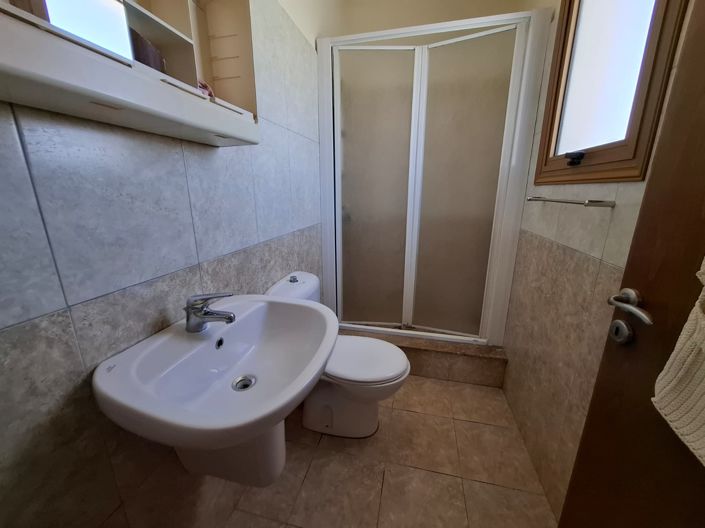 Image No.7-Villa de 4 chambres à vendre à Larnaca