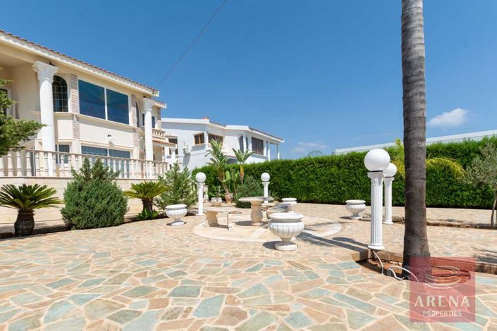 Image No.3-4 Bed Villa for sale