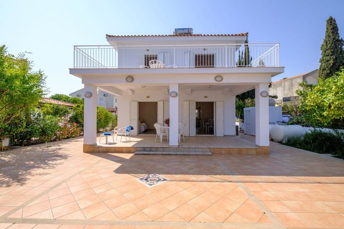 Image No.10-3 Bed Villa for sale