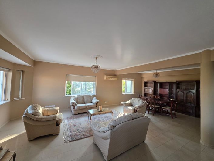 Image No.19-Villa de 4 chambres à vendre à Larnaca