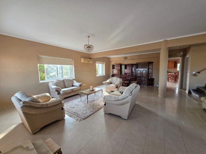 Image No.20-Villa de 4 chambres à vendre à Larnaca