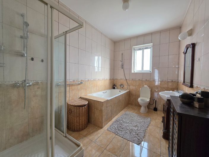 Image No.30-Villa de 4 chambres à vendre à Larnaca