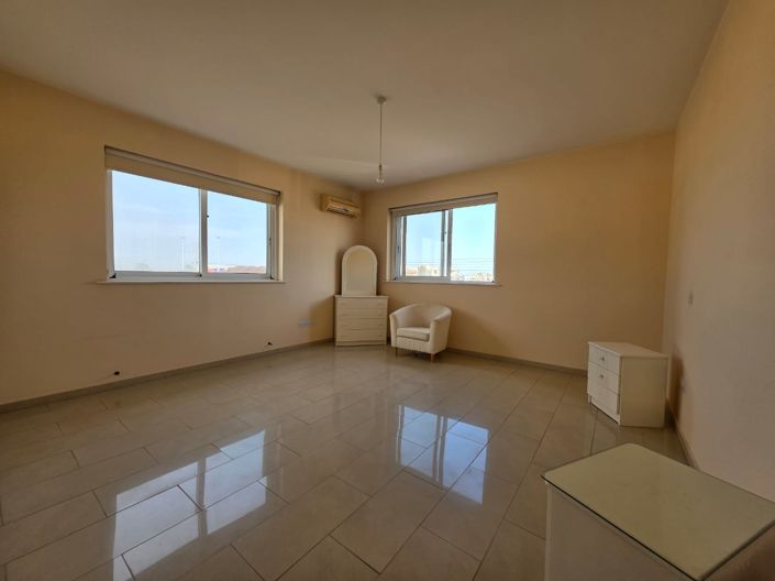 Image No.34-Villa de 4 chambres à vendre à Larnaca