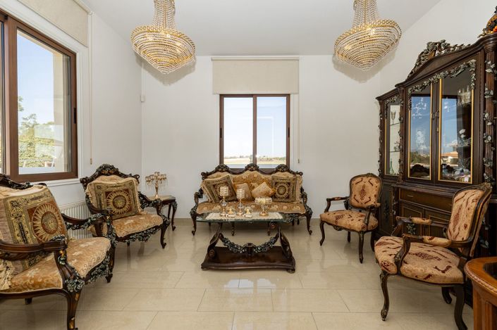 Image No.28-Villa de 4 chambres à vendre à Larnaca