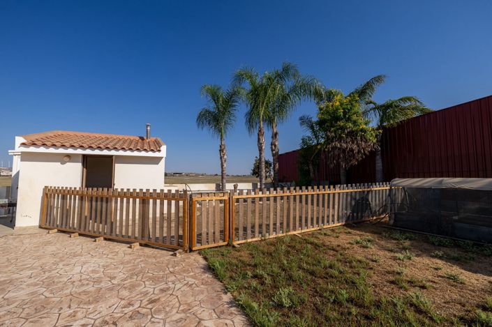 Image No.4-Villa de 4 chambres à vendre à Larnaca