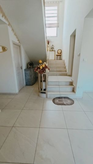 Image No.10-Villa de 6 chambres à vendre à Larnaca