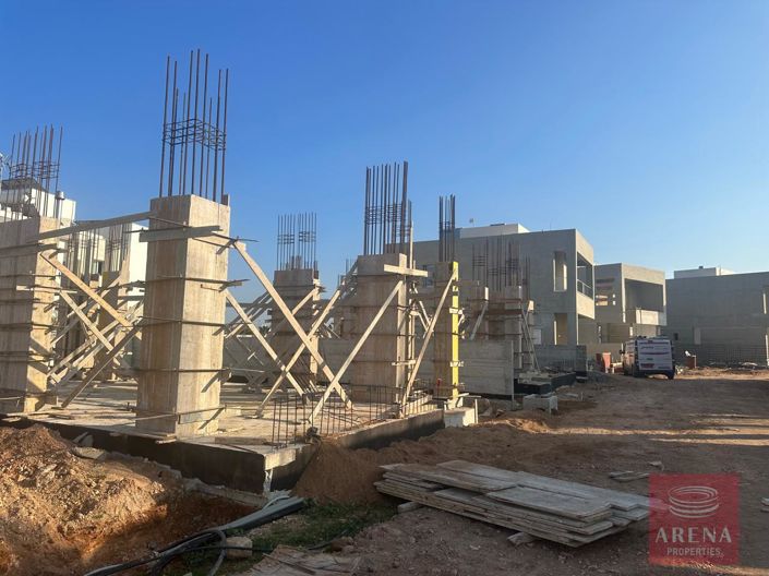 Image No.2-3 Bed Villa for sale