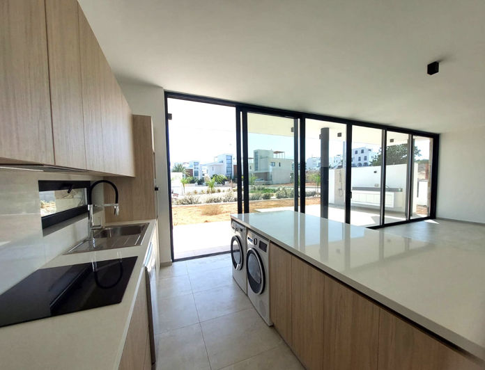 Image No.12-3 Bed Villa for sale