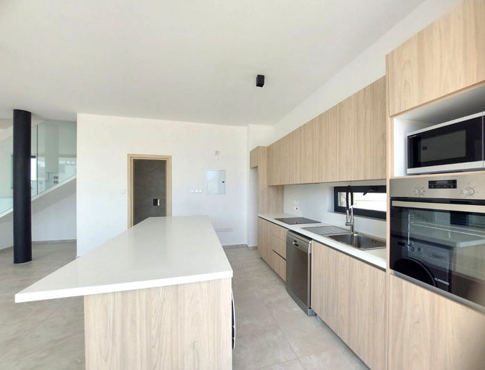 Image No.13-3 Bed Villa for sale