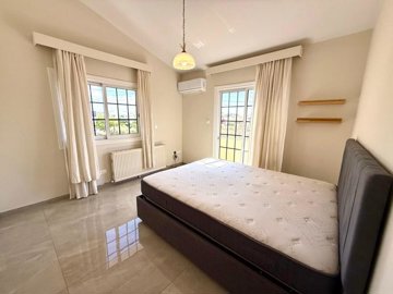 1-4-bed-villa-oroklini-10224-11