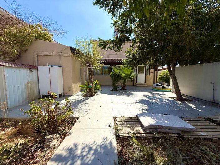 Image No.26-4 Bed Villa for sale