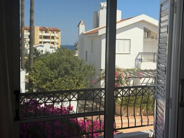 1-villa-in-pernera-10261-15