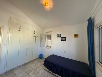 1-villa-in-pernera-10261-7