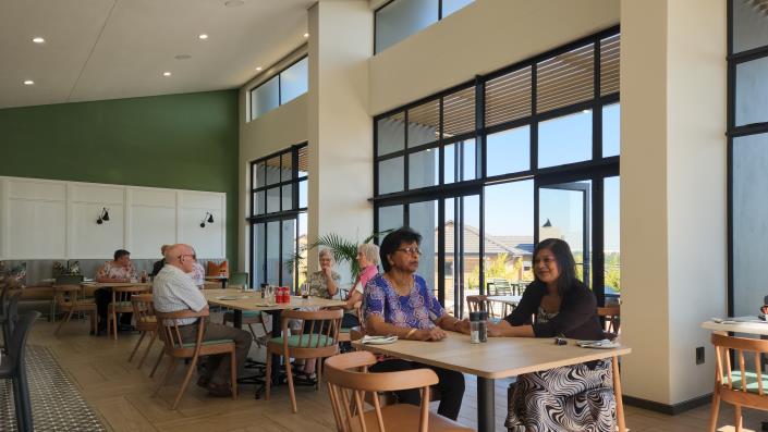 Image No.28-2 Bed Apartment for sale