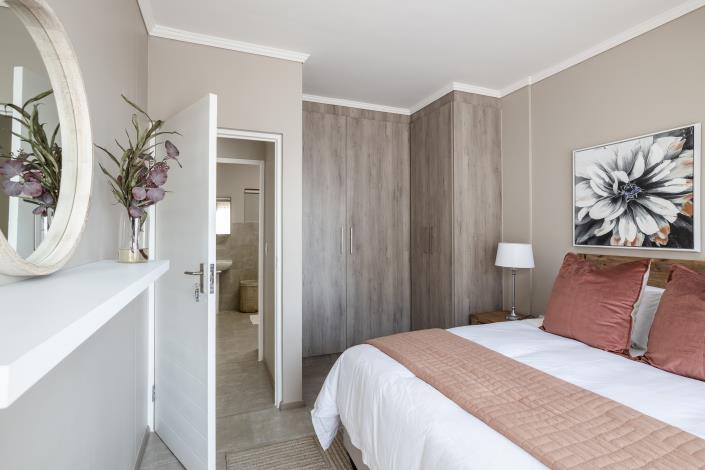 Image No.13-2 Bed Apartment for sale