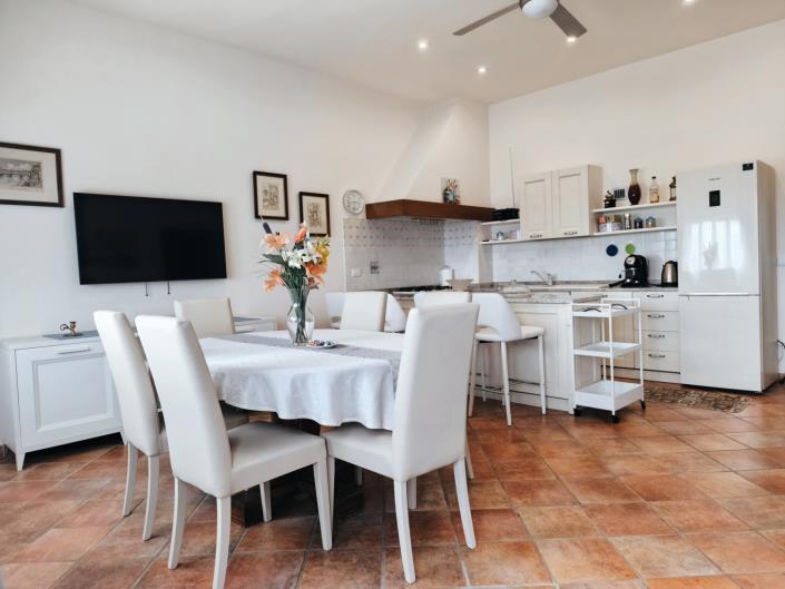 Image No.8-2 Bed Villa for sale