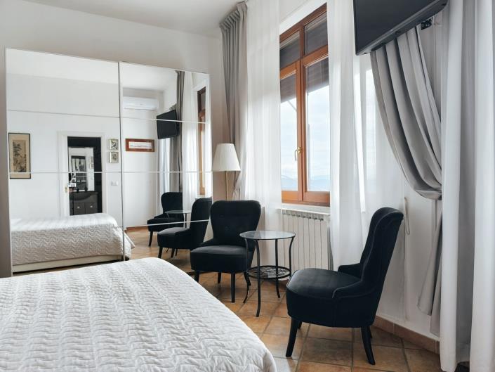 Image No.27-2 Bed Villa for sale