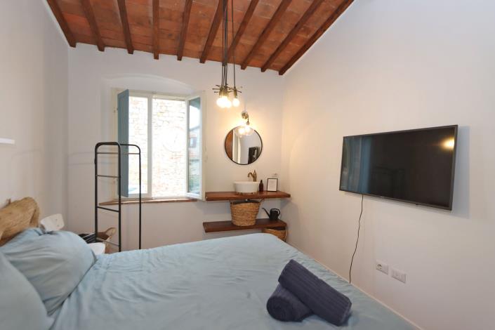 Image No.15-1 Bed Townhouse for sale