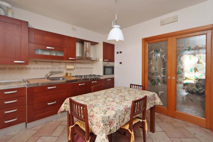 Image No.3-3 Bed Apartment for sale