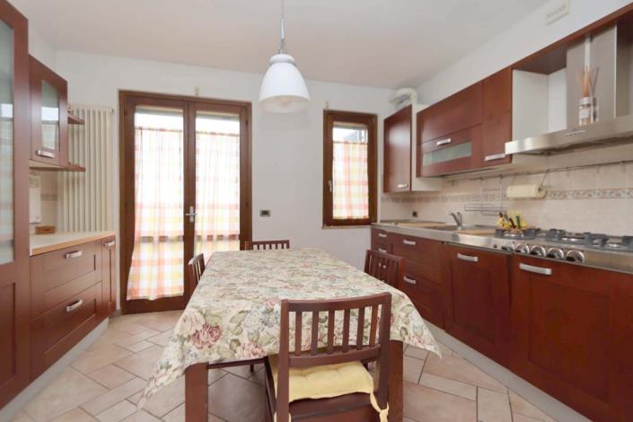 Image No.8-3 Bed Apartment for sale